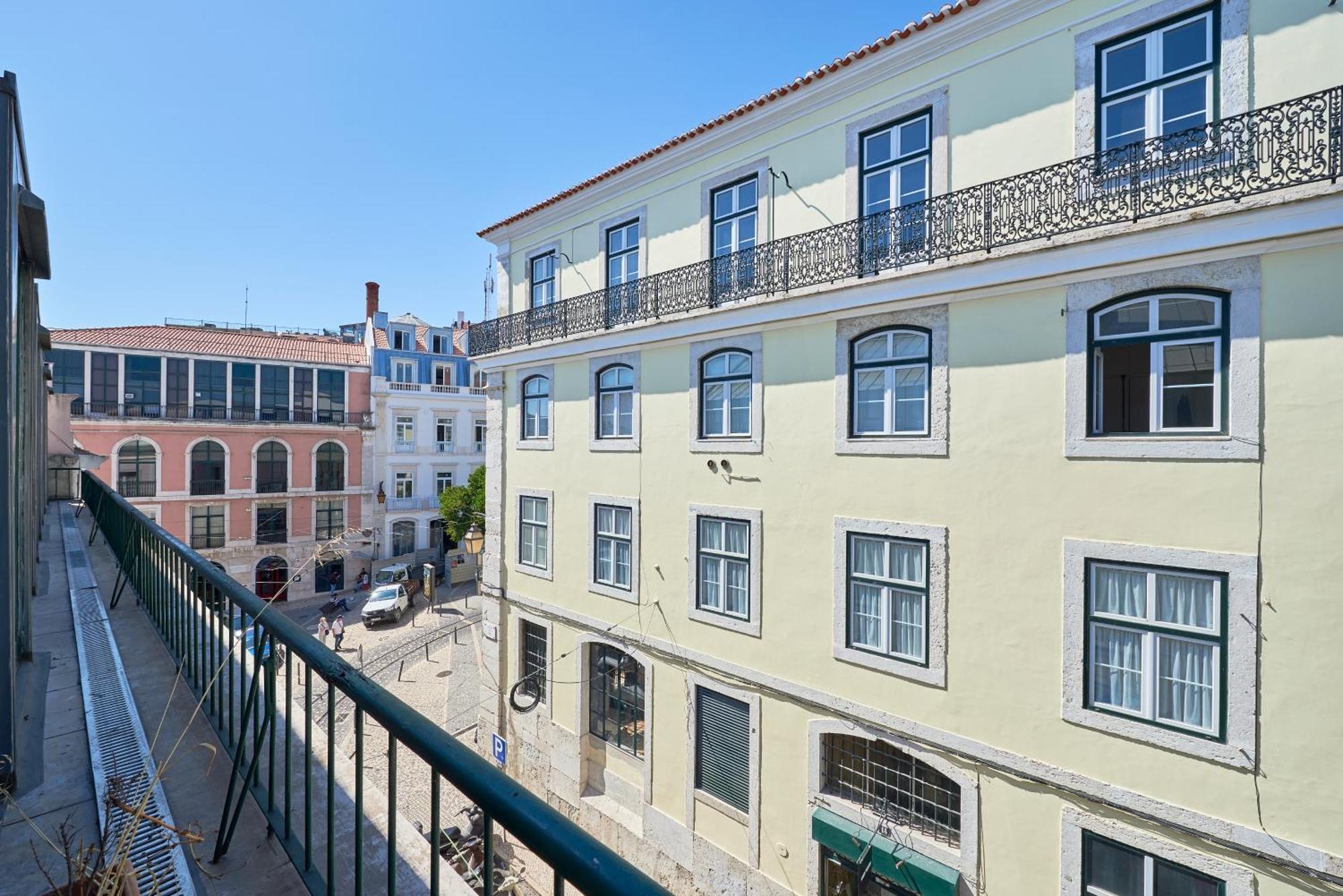 Апартаменти Casa Portuguesa Carmo Лісабон Екстер'єр фото